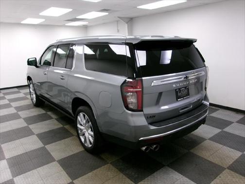 2024 Chevrolet Suburban 4WD High Country