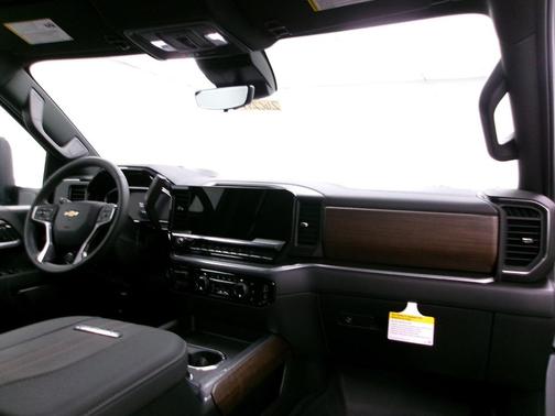 Sterling Gray Metallic 2026 Chevrolet Silverado 2500 High Country