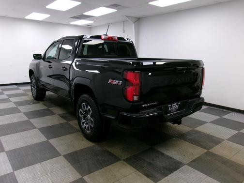Black 2026 Chevrolet Colorado Z71