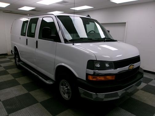 Summit White 2025 Chevrolet Express 2500 LT