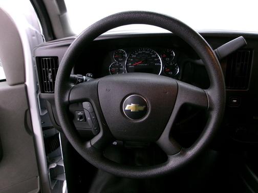 Summit White 2025 Chevrolet Express 2500 LT