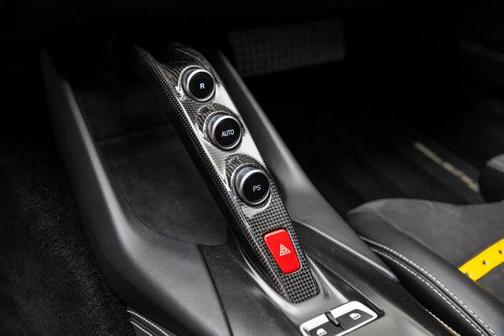 2019 Ferrari 812 Superfast Base