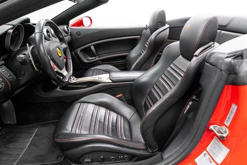 2013 Ferrari California Base