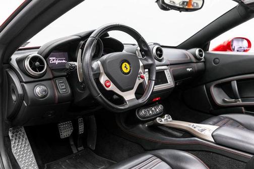 2013 Ferrari California Base