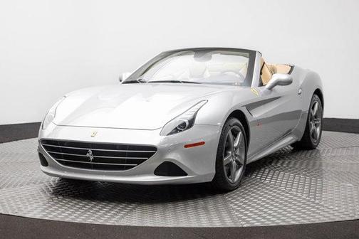 2016 Ferrari California T