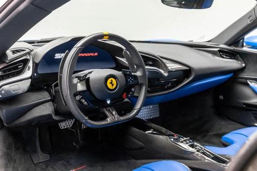 2023 Ferrari SF90 Stradale Base