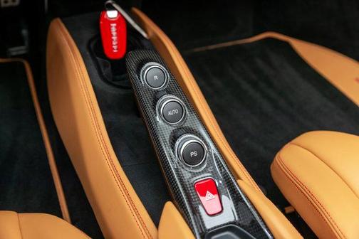 2022 Ferrari F8 Spider Base