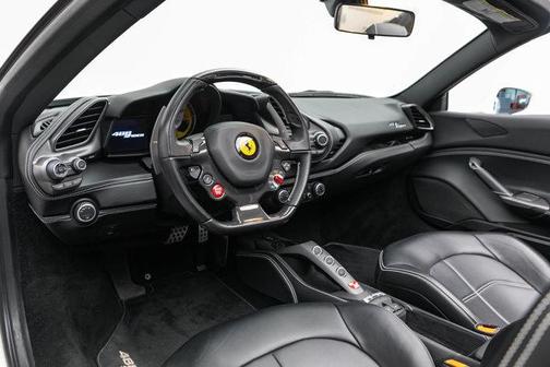 2019 Ferrari 488 Spider Base