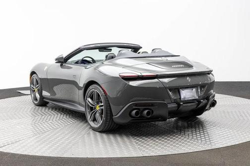 Grigio Scuro 2025 Ferrari Roma Spider Spider