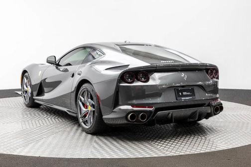 2019 Ferrari 812 Superfast Base
