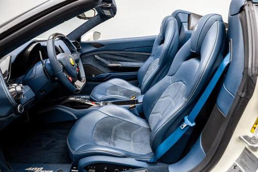 2017 Ferrari 488 Spider Base