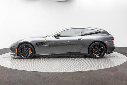 2017 Ferrari GTC4Lusso V12