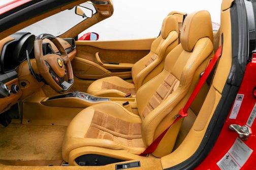 2013 Ferrari 458 Spider Base