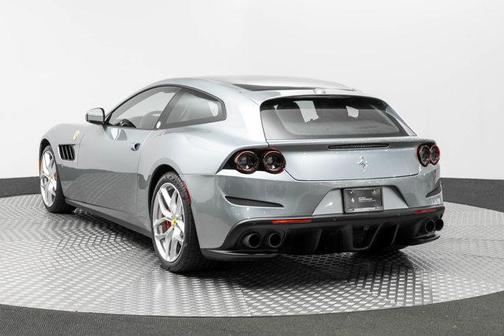 2018 Ferrari GTC4Lusso T