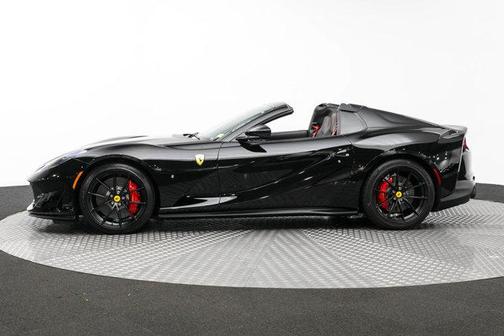 2022 Ferrari 812 GTS Base