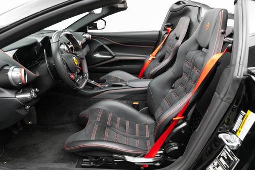 2022 Ferrari 812 GTS Base