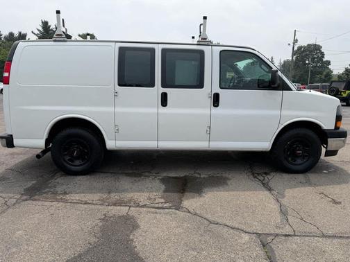 Summit White 2020 GMC Savana 2500 Work Van