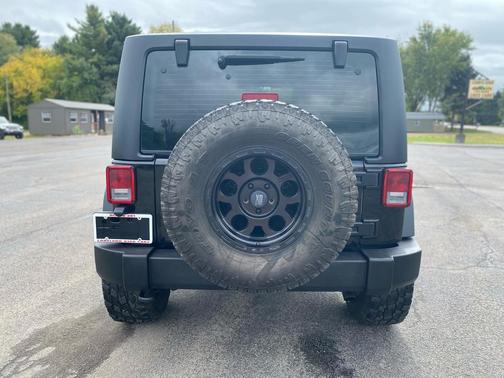 2016 Jeep Wrangler Sport