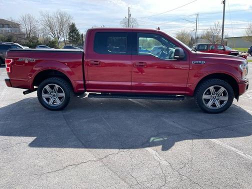 Ruby Red Metallic Tinted Clearcoat 2018 Ford F-150 XLT