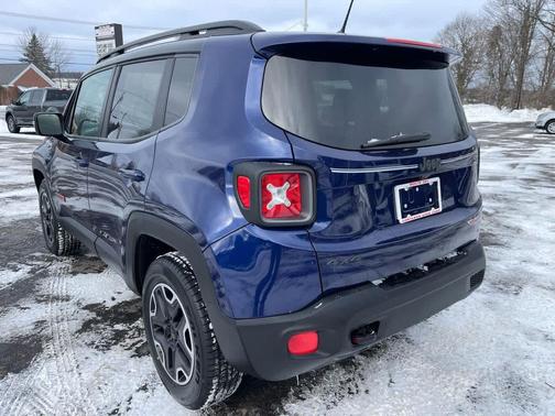 2016 Jeep Renegade Trailhawk