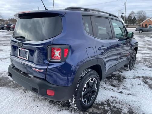 2016 Jeep Renegade Trailhawk