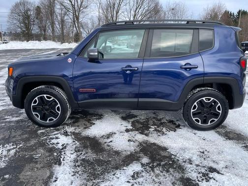 2016 Jeep Renegade Trailhawk