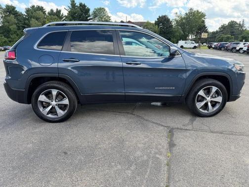 Slate Blue Pearlcoat 2020 Jeep Cherokee Limited