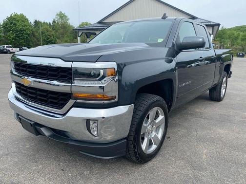 Graphite Metallic 2017 Chevrolet Silverado 1500 1LT