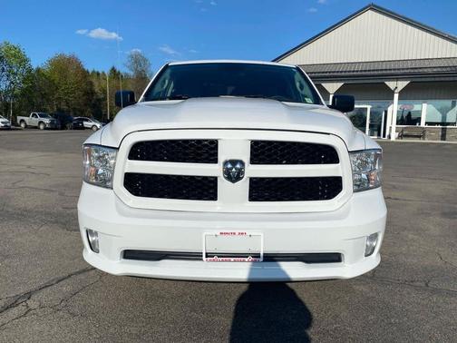 Bright White Clearcoat 2017 RAM 1500 Express