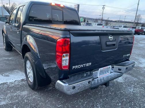 2017 Nissan Frontier SV