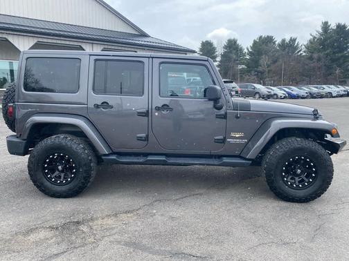 2014 Jeep Wrangler Unlimited Sahara
