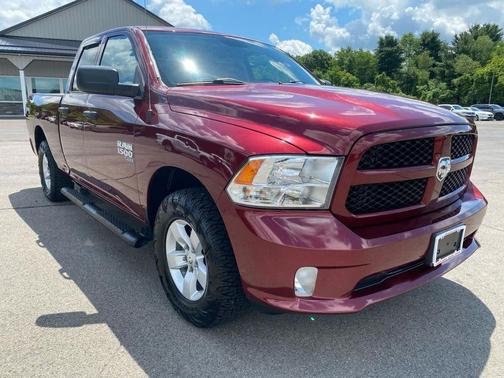 Delmonico Red Pearlcoat 2019 RAM 1500 Express