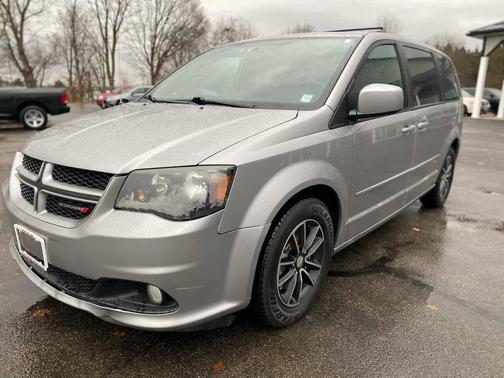2016 Dodge Grand Caravan R/T