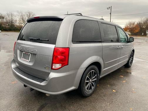 2016 Dodge Grand Caravan R/T