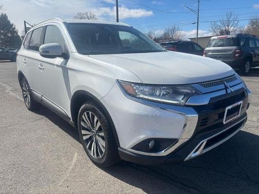 2020 Mitsubishi Outlander SEL