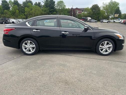 Super Black 2013 Nissan Altima 2.5 SL