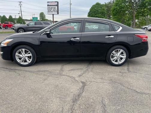 Super Black 2013 Nissan Altima 2.5 SL