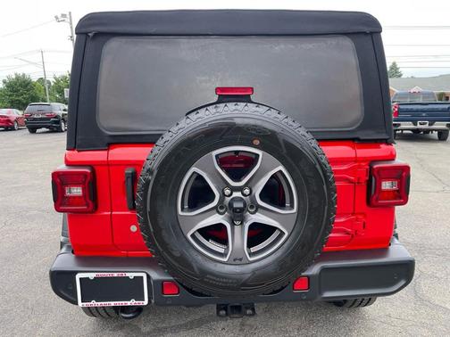 Firecracker Red Clearcoat 2019 Jeep Wrangler Sport S
