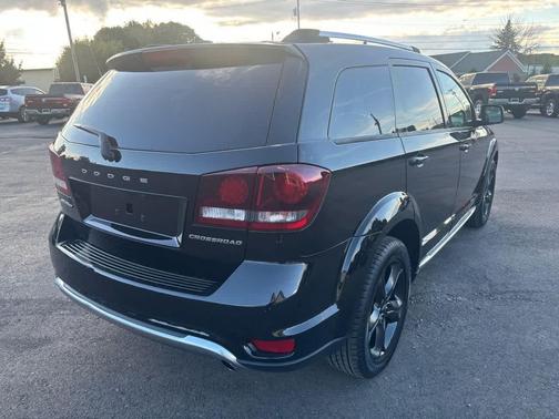 2018 Dodge Journey Crossroad