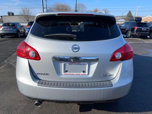 2011 Nissan Rogue SV