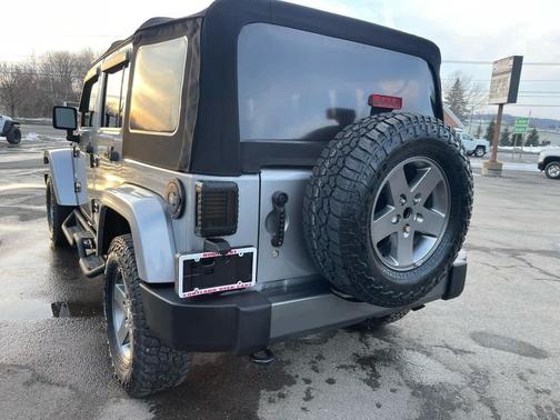 2013 Jeep Wrangler Unlimited Freedom Edition