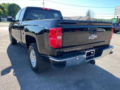 Black 2018 Chevrolet Silverado 1500 1LT