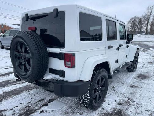 2014 Jeep Wrangler Unlimited Altitude