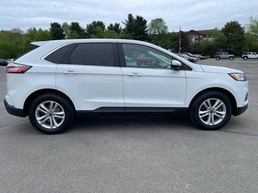 Oxford White 2020 Ford Edge SEL