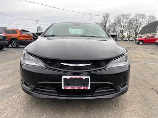 Black Clearcoat 2016 Chrysler 200 S