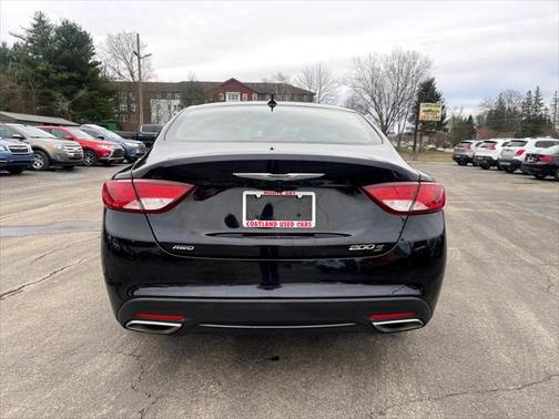 Black Clearcoat 2016 Chrysler 200 S