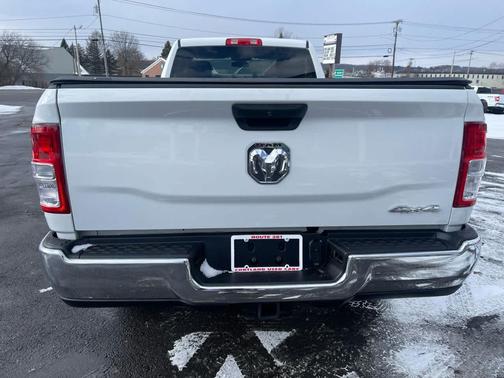 2019 RAM 2500 Tradesman Regular Cab 4x4 8' Box