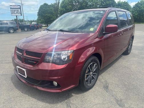 Octane Red Pearlcoat 2018 Dodge Grand Caravan GT