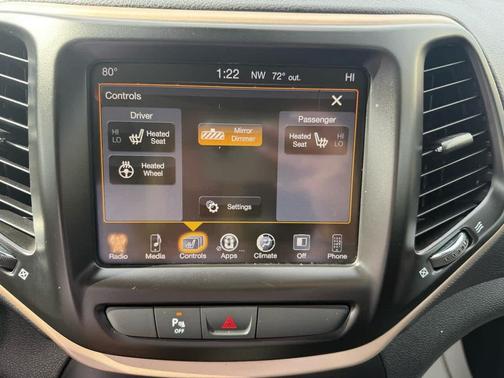Diamond Black Crystal Pearlcoat 2018 Jeep Cherokee Limited