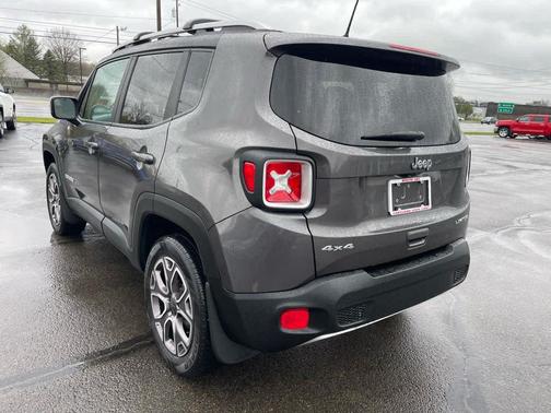 Granite Crystal Metallic Clearcoat 2018 Jeep Renegade Limited